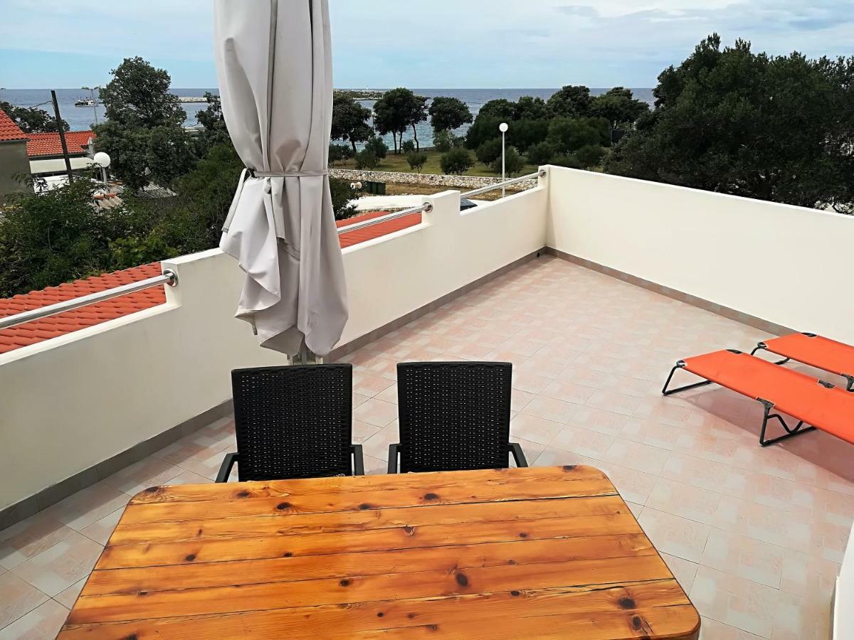 Apartman Rosanda Premuda Экстерьер фото