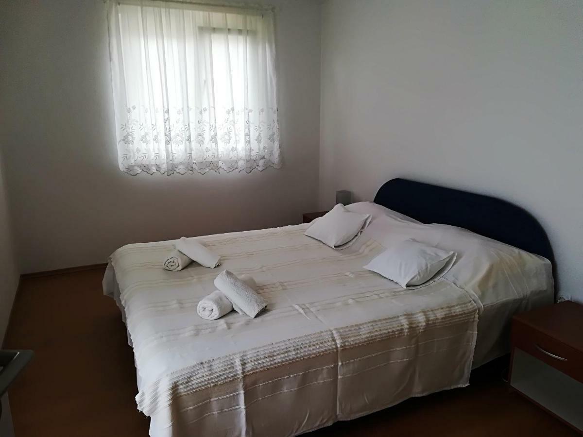 Apartman Rosanda Premuda Экстерьер фото